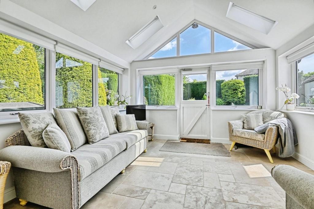 Glascotecottage22.jpg