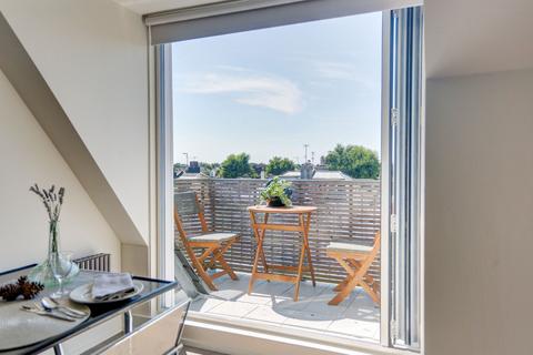 2 bedroom apartment for sale, Eaton Gardens, Eaton Garden Mansions, BN3