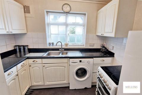 1, Annes Court Hemnall Street, Epping, CM16 4NB