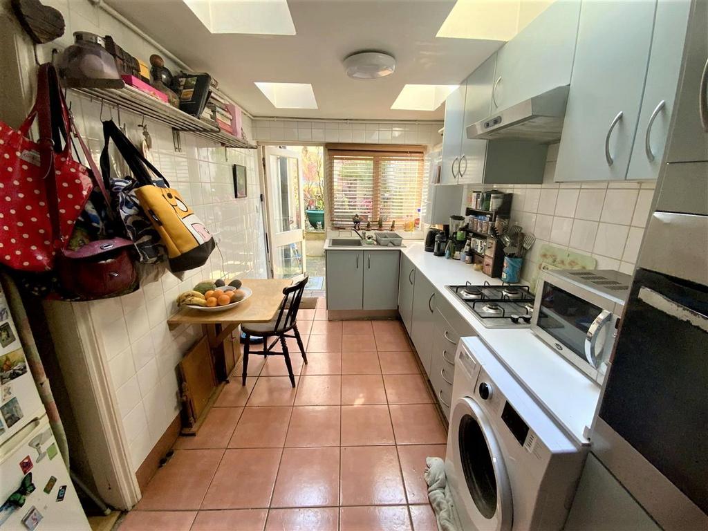 Kitchen.jpg