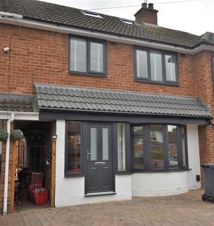 4 bedroom semi-detached house to rent, Price Road, Leamington Spa