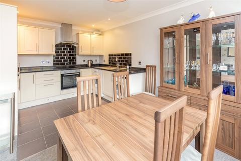 2 bedroom bungalow for sale, Walton Road, Bristol, BS11