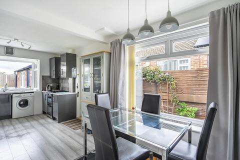 2 bedroom bungalow for sale, Beech Glade, York