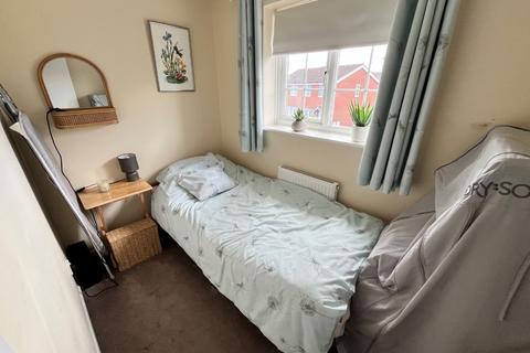 39 Cheslyn Close, Luton, LU2 8UA