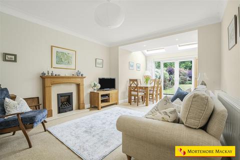 3 Brayton Gardens, Enfield, EN2 7LL