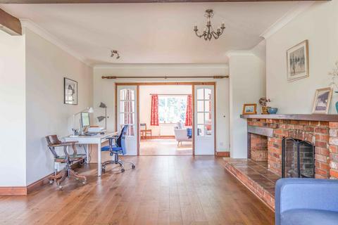 4 bedroom detached house for sale, Chain Free in South Walsham