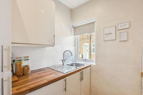 53 Pilton Drive, Edinburgh, EH5 2HJ