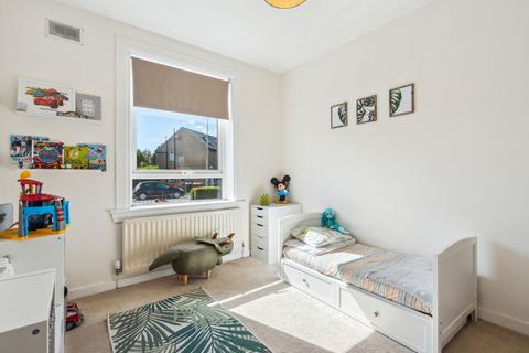 53 Pilton Drive, Edinburgh, EH5 2HJ