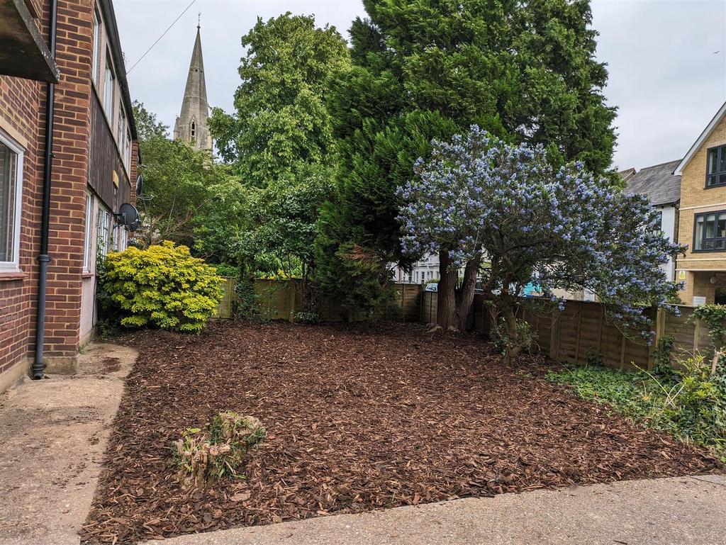 Front Garden.jpg