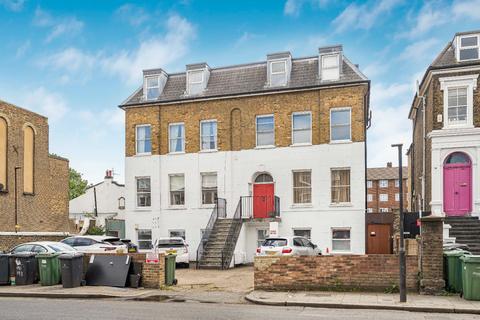 2 bedroom flat for sale, Coldharbour Lane, London, SE5
