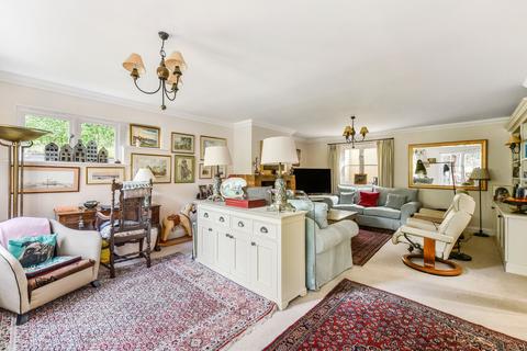 Hart Cottage Farnham Road, Petersfield, GU32 2AP