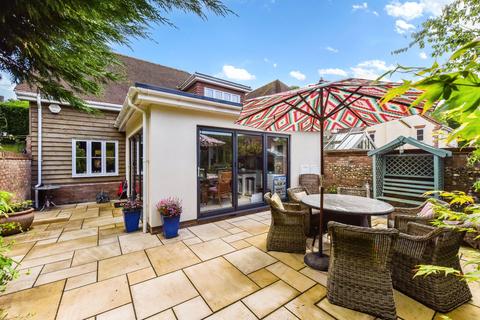 Hart Cottage Farnham Road, Petersfield, GU32 2AP