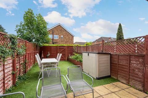 30 Alpine Road, Walton-on-thames, KT12 2NH