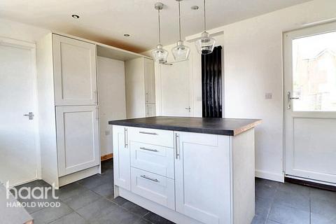 3 bedroom semi-detached house for sale, Wigton Road, Harold Hill