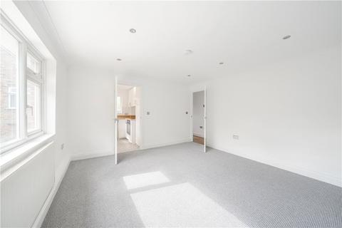25a Lancaster Road, London, SE25 4BJ