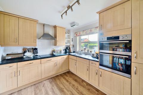 2 bedroom apartment for sale, Hill Lane, Southampton, Hampshire
