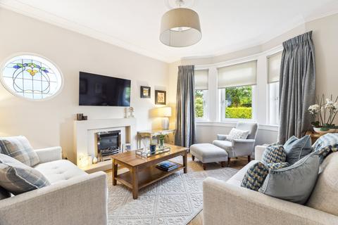 106 Braidholm Road, Giffnock, Glasgow, G46 6DF