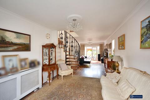 3 bedroom chalet for sale, Ardleigh Green Road, Borders of Emerson Park, Hornchurch, RM11