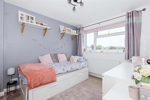 42 Chilgrove Close, Goring By Sea, Worthing, BN12 6NG