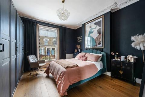 Flat 2, 36 Albion Road, London, N16 9PH