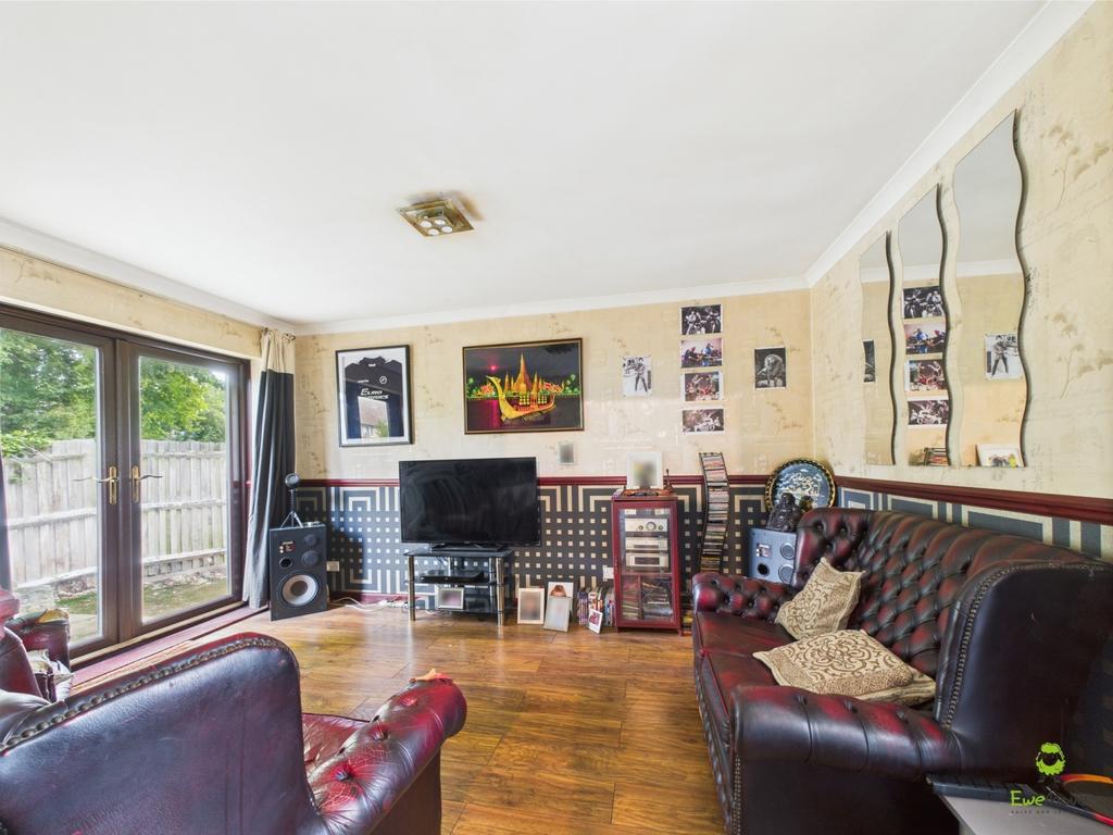 Presented by Kevin at Ewe Move Bexleyheath and Dart