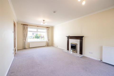 4 bedroom detached house to rent, Kirkbrae Avenue, Cults, Aberdeen, AB15