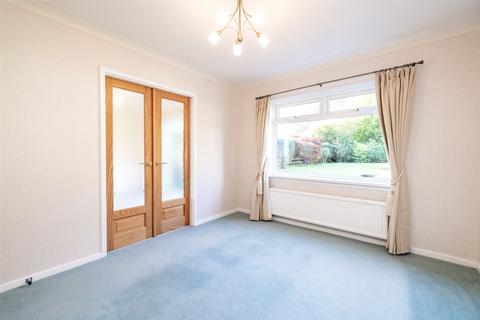 4 bedroom detached house to rent, Kirkbrae Avenue, Cults, Aberdeen, AB15