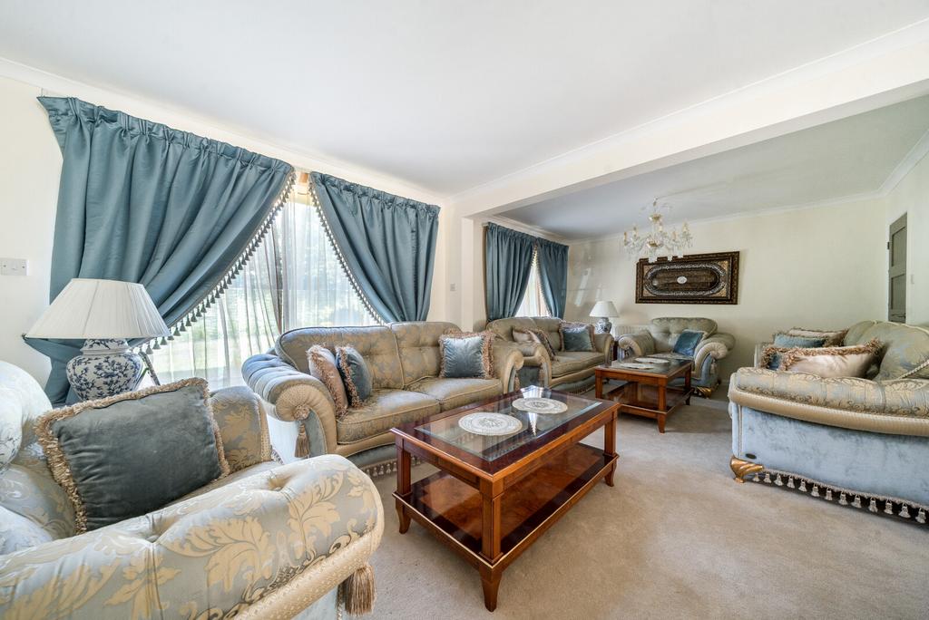 1299911-8-683804f...