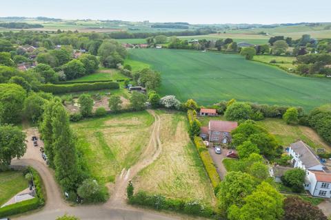 undefined, East Road, Tetford