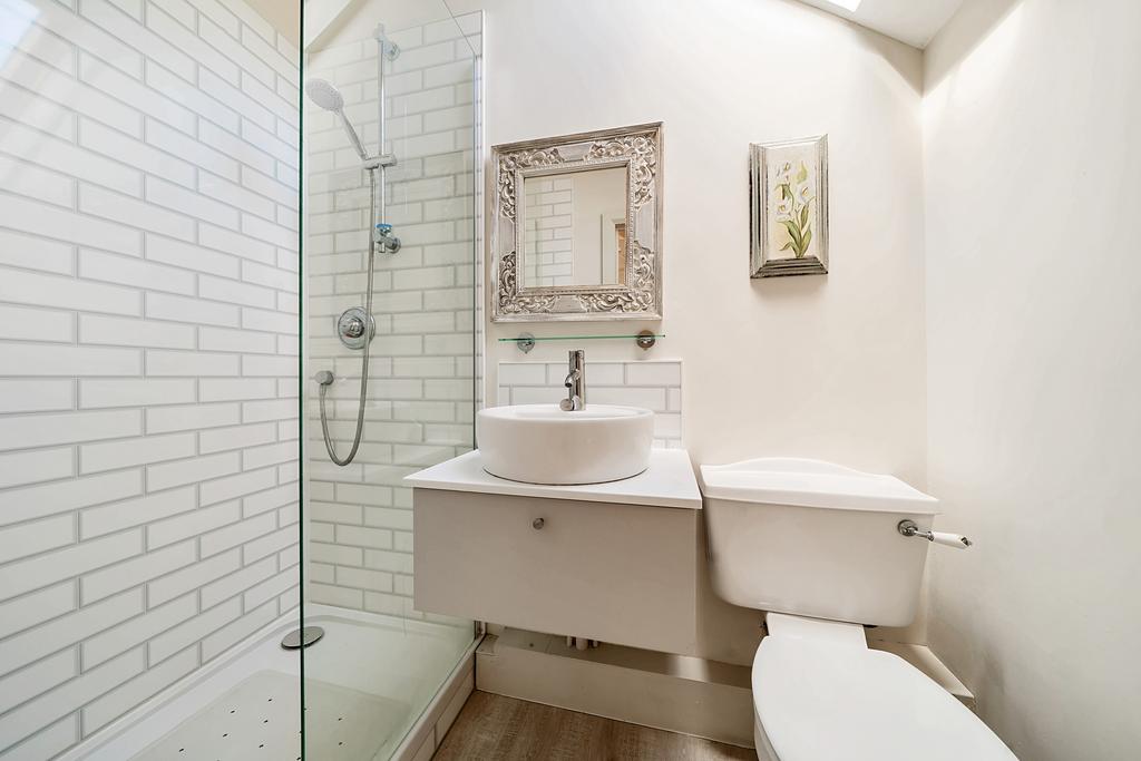 Ensuite Shower Room