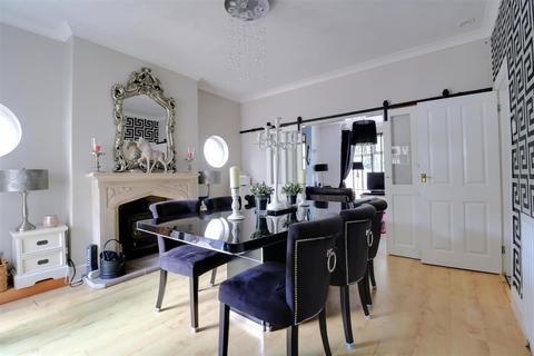 3 bedroom semi-detached house for sale, Fields Road, Alsager