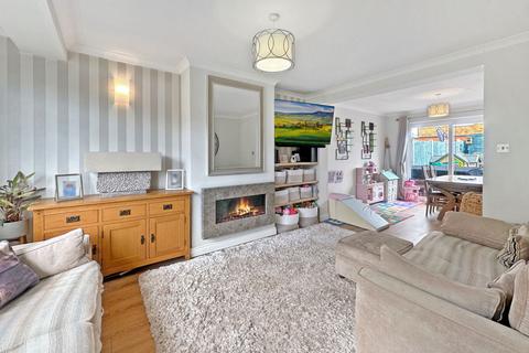 3 Jefferies Way, Stanford-le-hope, SS17 7DT