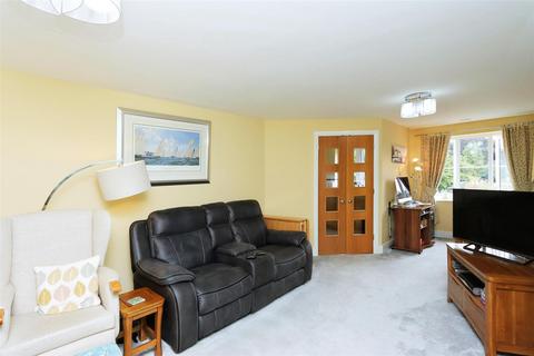 1 bedroom apartment for sale, Talbot Court, Salop Street, Bridgnorth, Shropshire, WV16 9BR