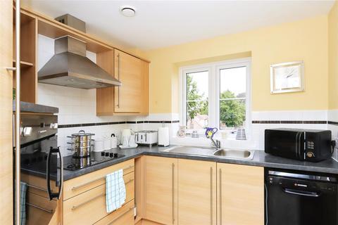 1 bedroom apartment for sale, Talbot Court, Salop Street, Bridgnorth, Shropshire, WV16 9BR
