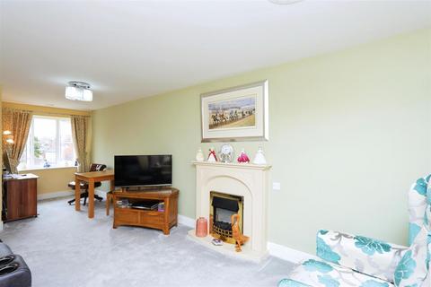 1 bedroom apartment for sale, Talbot Court, Salop Street, Bridgnorth, Shropshire, WV16 9BR