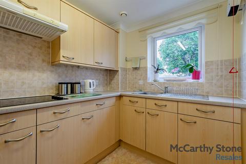 1 bedroom house for sale, Portman Court, Grange Road, Uckfield