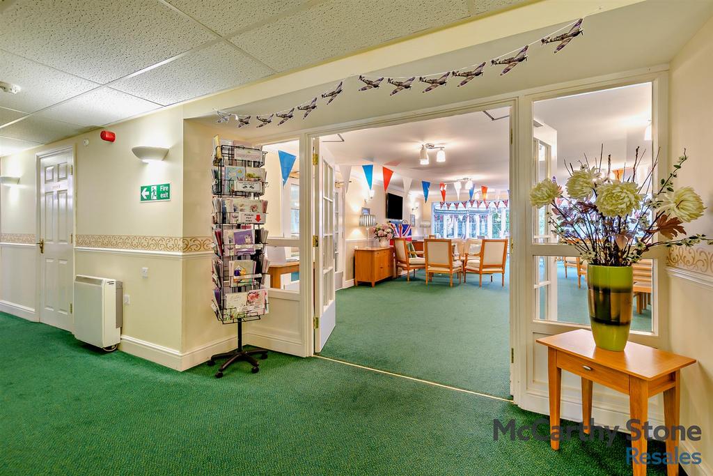 8649129-interior02-800.jpg