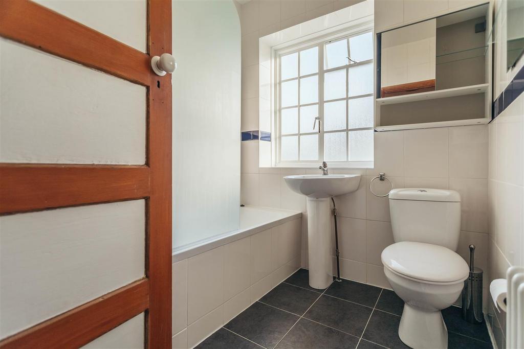 OO tollington court daviesdavies 04.jpg