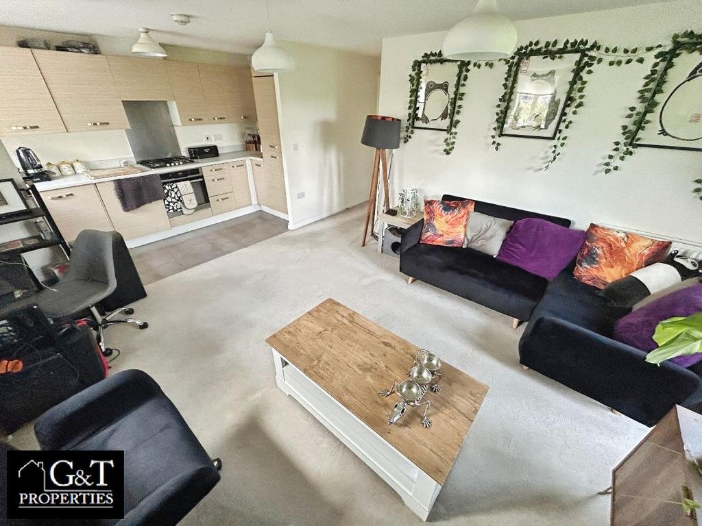Reception room/kitchen