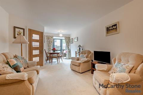 1 bedroom apartment for sale, Turner House, St. Margarets Way Midhurst, GU29 9FU