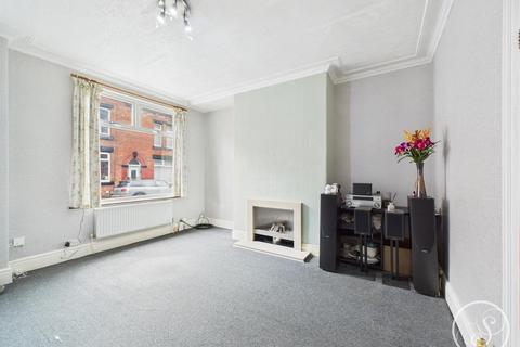 3 bedroom terraced house for sale, Victoria Grove., Leeds