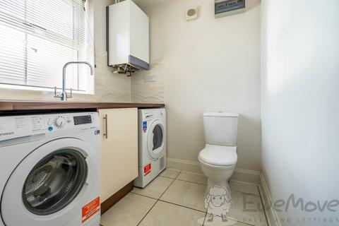 32 Bryony Way, Attleborough, NR17 1QL