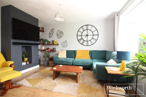 3 bedroom terraced house for sale, Gateshead Road, Borehamwood, Hertfordshire, WD6