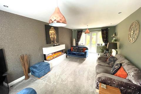 42 Capheaton Way, Seaton Delaval, Whitley Bay, NE25 0FE