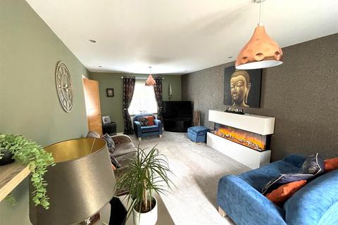 42 Capheaton Way, Seaton Delaval, Whitley Bay, NE25 0FE