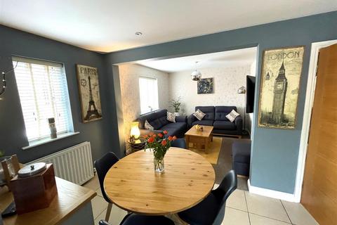 42 Capheaton Way, Seaton Delaval, Whitley Bay, NE25 0FE