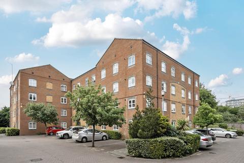 81 Otter Close, London, E15 2PT