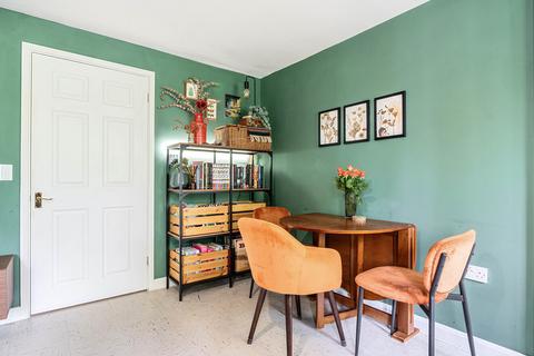 81 Otter Close, London, E15 2PT