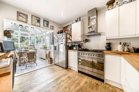 5 Willow Way, Sunbury-on-thames, TW16 6BT