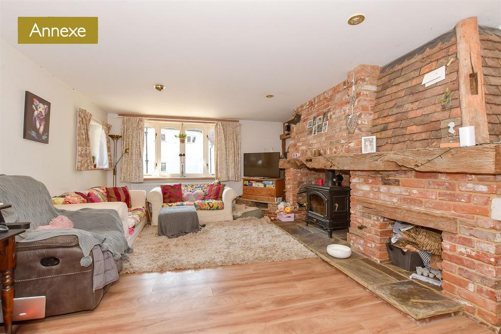 Annexe Lounge